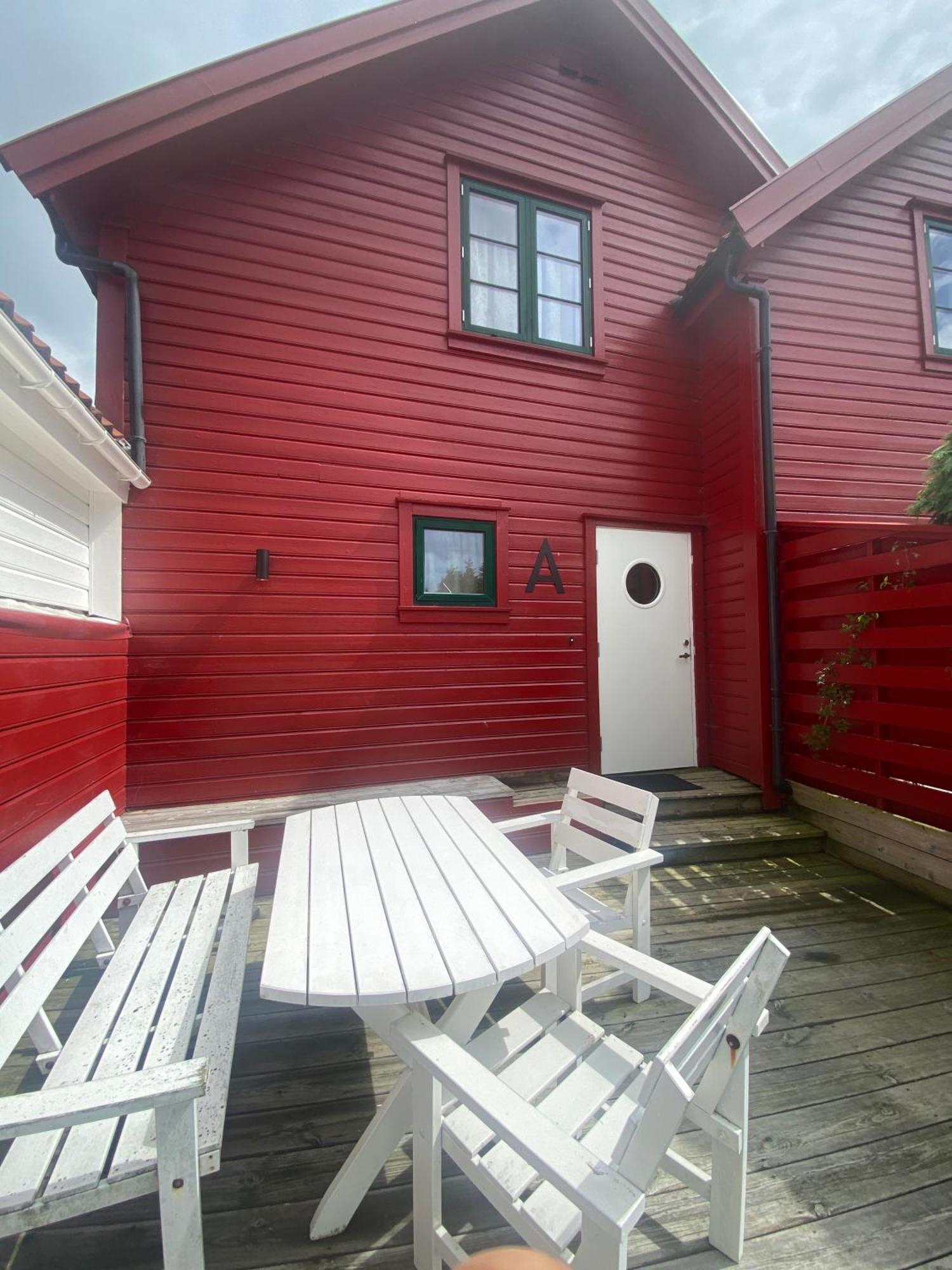 Sjoberg Ferie Og Hotell Osthusvik Exterior photo